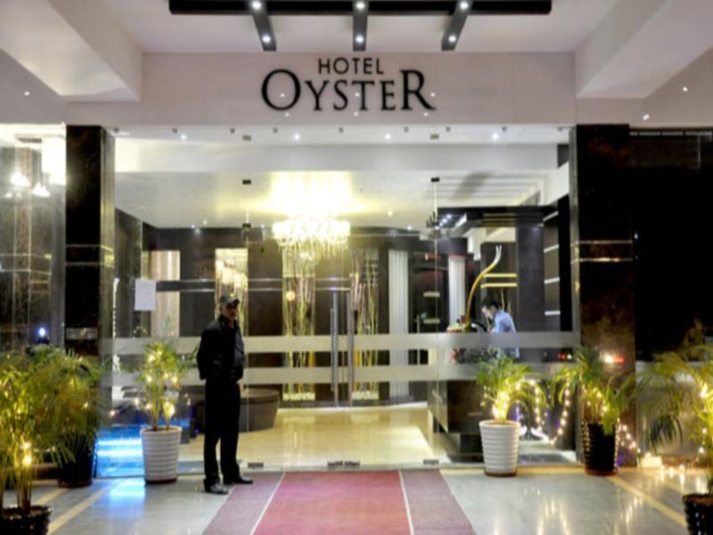 Hotel Oyster Chandigarh Exterior photo